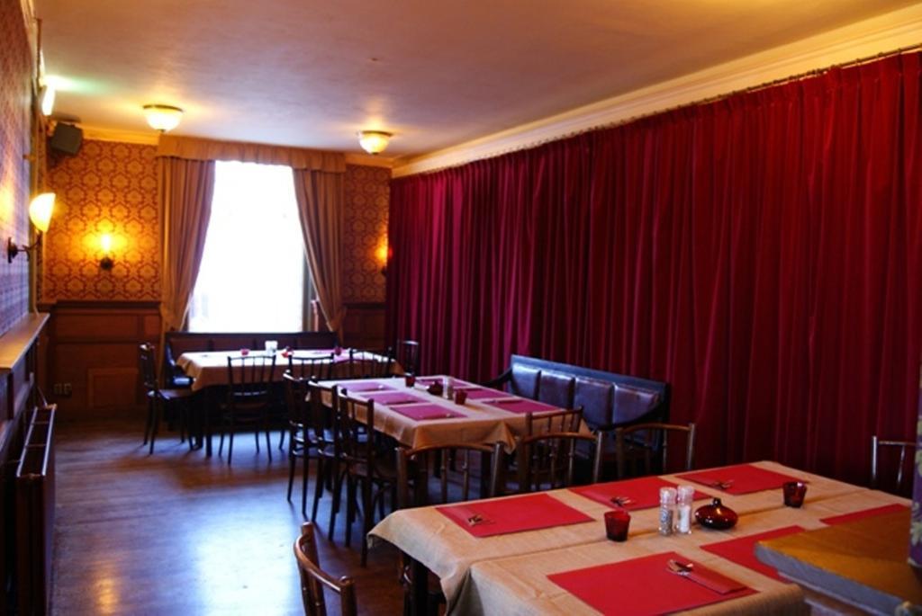 Hotel Cafe Zaal Heezen Steenderen Exterior photo